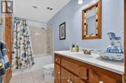 3611 LIVINGSTONE LAKE ROAD | Lake of Bays Ontario | Slide Image Thirty