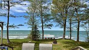 629 BRUCE ROAD 13 ROAD | Southampton Ontario | Slide Image Seven