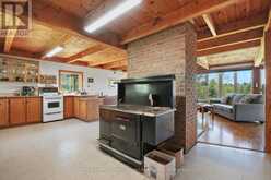 315 LORIMER LAKE ROAD | McDougall Ontario | Slide Image Ten