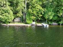 30945 KAWAGAMA LAKE WAO | Lake of Bays Ontario | Slide Image Three