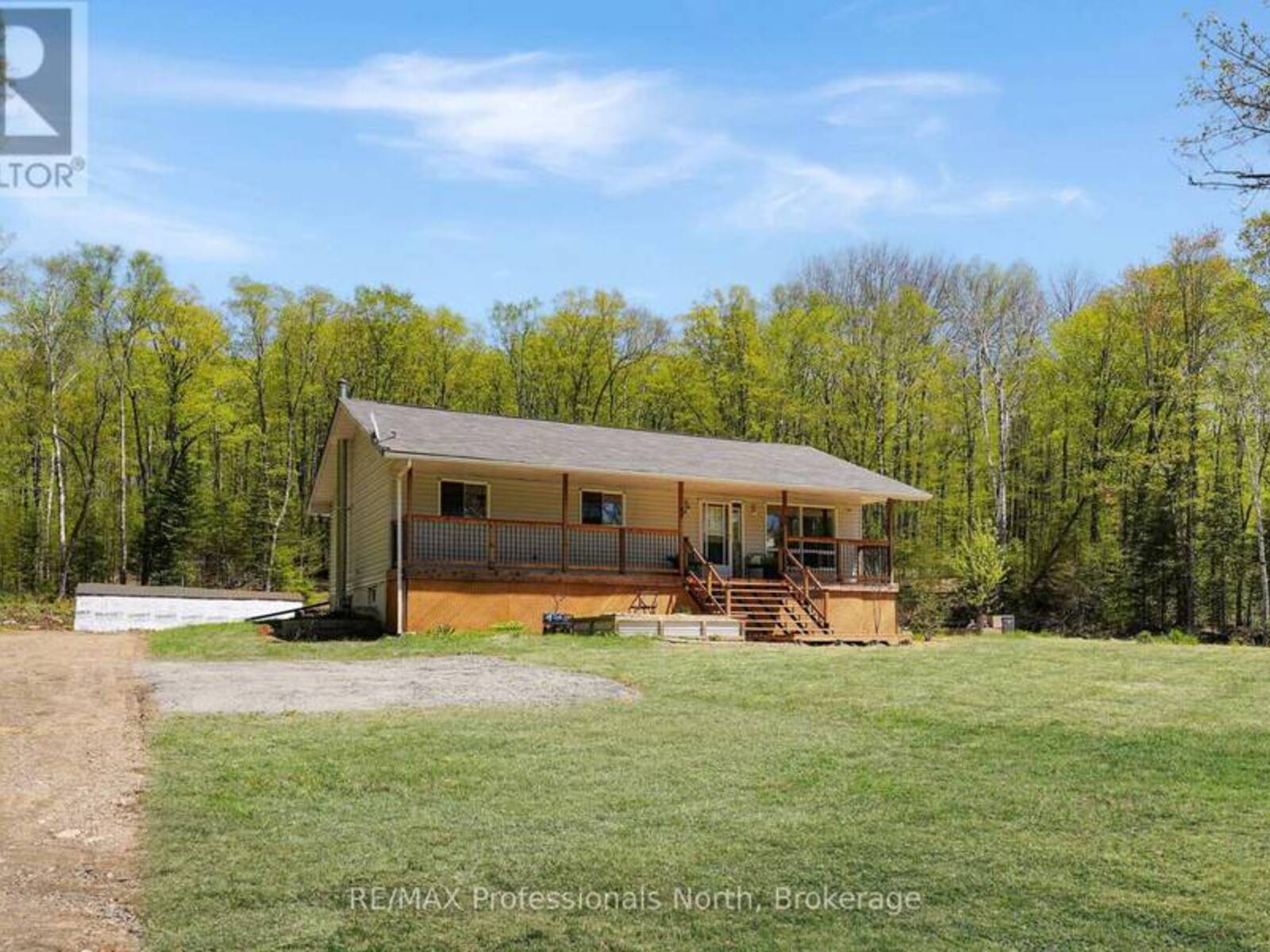 1244 CLEMENT LAKE ROAD, Highlands East, Ontario K0L 3C0