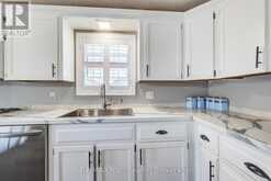 11 HEMLOCK CRESCENT | Puslinch Ontario | Slide Image Twelve