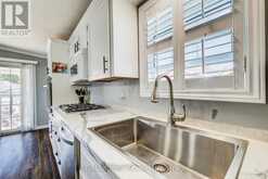 11 HEMLOCK CRESCENT | Puslinch Ontario | Slide Image Thirteen