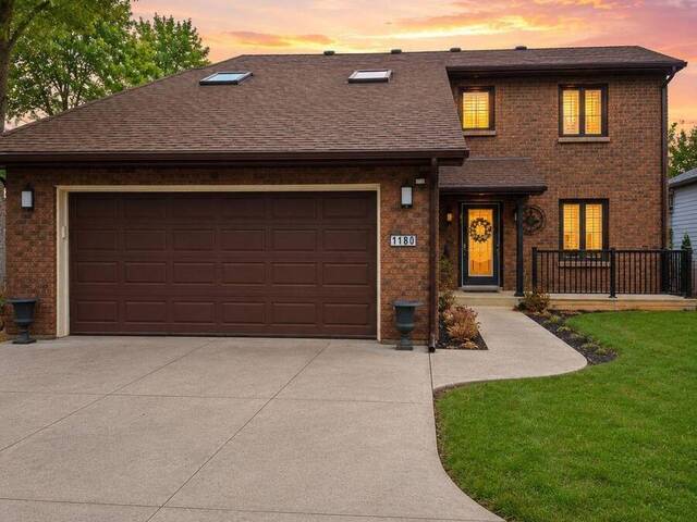 1180 RIVER ROAD W Wasaga Beach Ontario, L9Z 2W7 - 5 Bedrooms Waterfront Home For sale