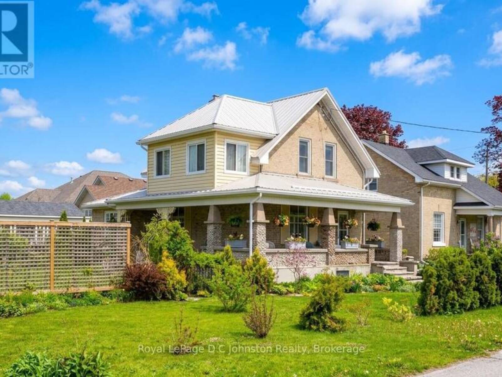 111 ALBERT STREET N, Southampton, Ontario N0H 2L0