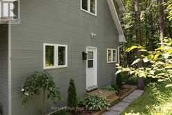1042 HILLSIDE CRESCENT | Huntsville Ontario | Slide Image Twenty-seven