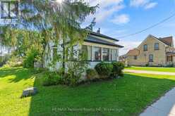 120 VICTORIA STREET | Clinton Ontario | Slide Image Thirty