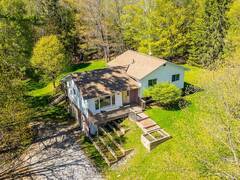 117 RIVERSIDE DRIVE E Haliburton Ontario, K0M 1S0