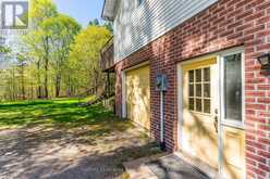 117 RIVERSIDE DRIVE E | Haliburton Ontario | Slide Image Forty