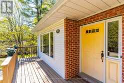 117 RIVERSIDE DRIVE E | Haliburton Ontario | Slide Image Four