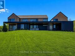 18 RAINTREE COURT Collingwood Ontario, L9Y 0K2