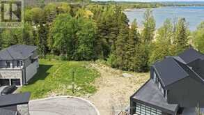 118 SEBASTIAN STREET | The Blue Mountains Ontario | Slide Image Eight