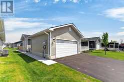 187 LAKE BREEZE DRIVE | Goderich Ontario | Slide Image Two