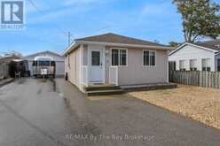 24 GLENWOOD DRIVE | Wasaga Beach Ontario | Slide Image Thirty-two