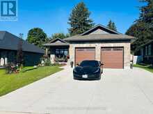 661 GLORIA STREET | North Huron Ontario | Slide Image Three