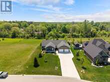 8 FAWN CREEK LANE | Bayfield Ontario | Slide Image Thirty-nine