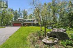 24 SOUTH MUSKOKA DRIVE | Bracebridge Ontario | Slide Image Three