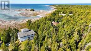 952 DORCAS BAY ROAD | Tobermory Ontario | Slide Image Thirty-two