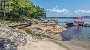 4 IS 2075 ARTHUR ISLAND, GEORGIAN BAY | Honey Harbour Ontario | Slide Image Eight
