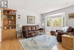 110 WOODBOROUGH ROAD | Guelph Ontario | Slide Image Seventeen