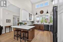 14 THIMBLEWEED DRIVE | Bayfield Ontario | Slide Image Eight
