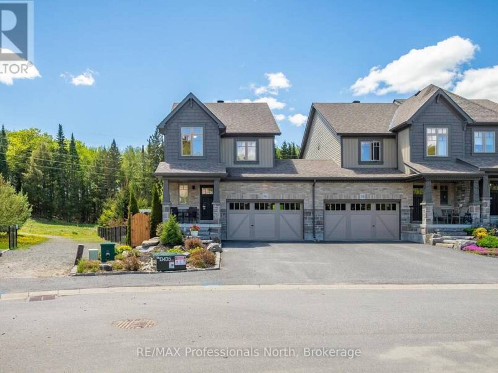 36 SPALDING CRESCENT, Huntsville, Ontario P1H 1C9