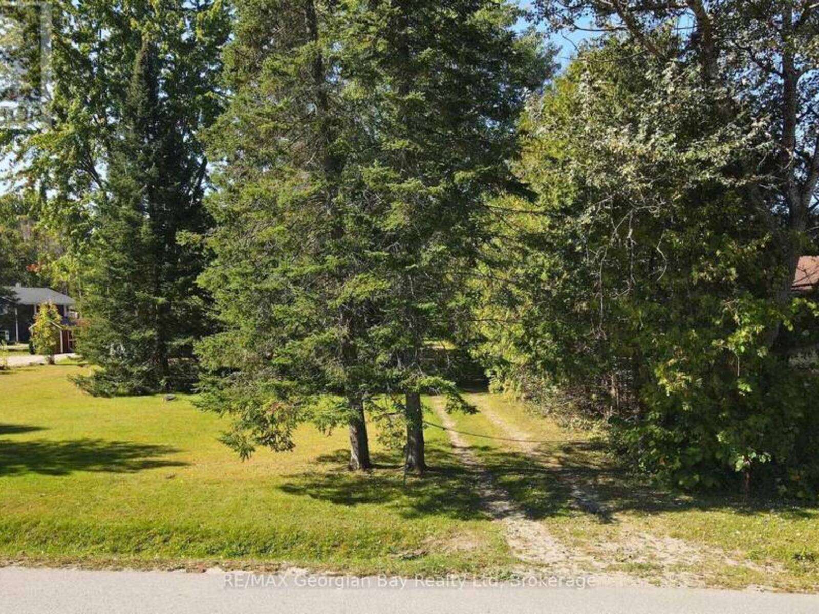 1968 ROSEMOUNT ROAD, Waubaushene, Ontario L0K 2C0