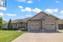 405 2ND STREET S | Hanover Ontario | Slide Image One