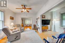 279 NELSON STREET | Stratford Ontario | Slide Image Thirteen