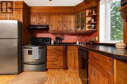 2322 OLD MUSKOKA ROAD | Huntsville Ontario | Slide Image Eighteen