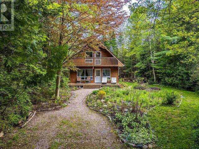 2 RIDOUT COURT Tiny Ontario, L0L 2J0 - 3 Bedrooms Home For Sale