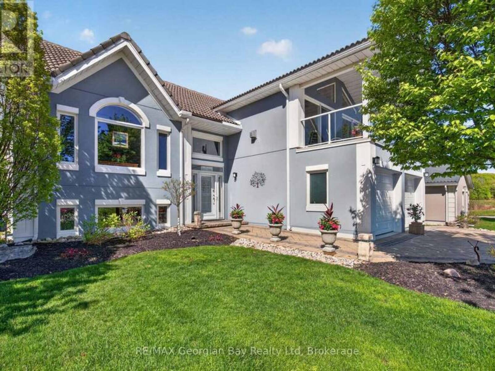 656 ABERDEEN BOULEVARD, Midland, Ontario L4R 5N9
