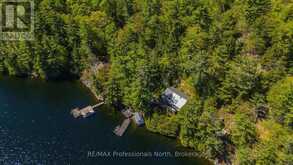 10167 LITTLE HAWK-WEST SHO | Haliburton Ontario | Slide Image Thirty-three
