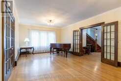 76 LONDON ROAD W | Guelph Ontario | Slide Image Five