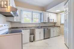 76 LONDON ROAD W | Guelph Ontario | Slide Image Nine