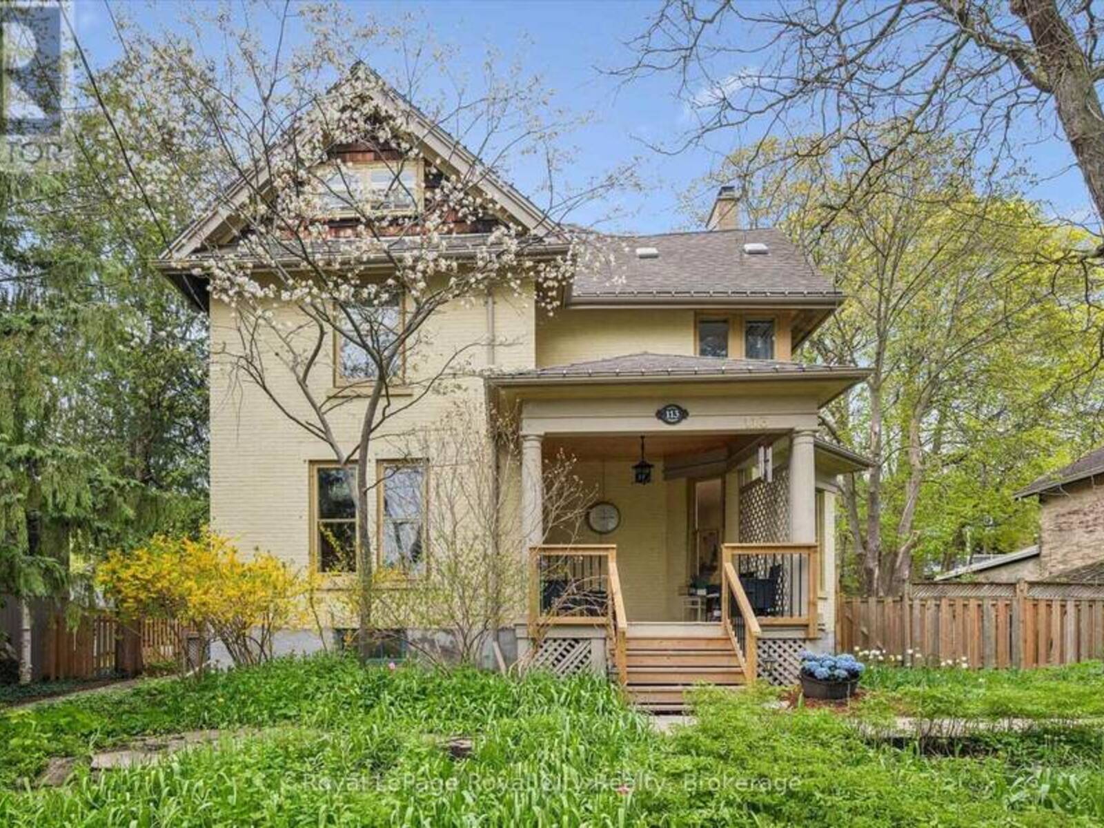 113 QUEEN STREET, Guelph, Ontario N1E 4S2