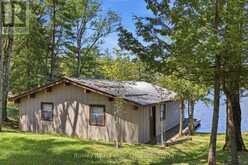 7 SR405 SHORE | Muskoka Lakes Ontario | Slide Image Thirty-two