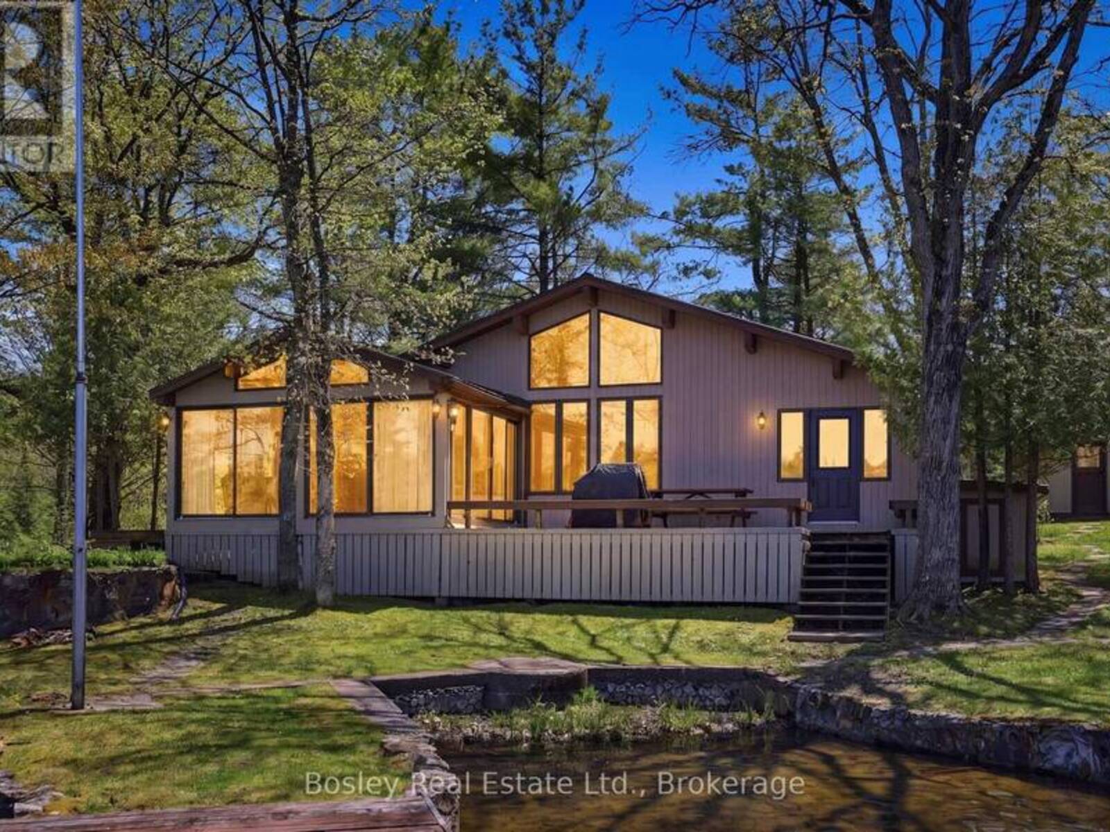 7 SR405 SHORE, Muskoka Lakes, Ontario P0C 1M0