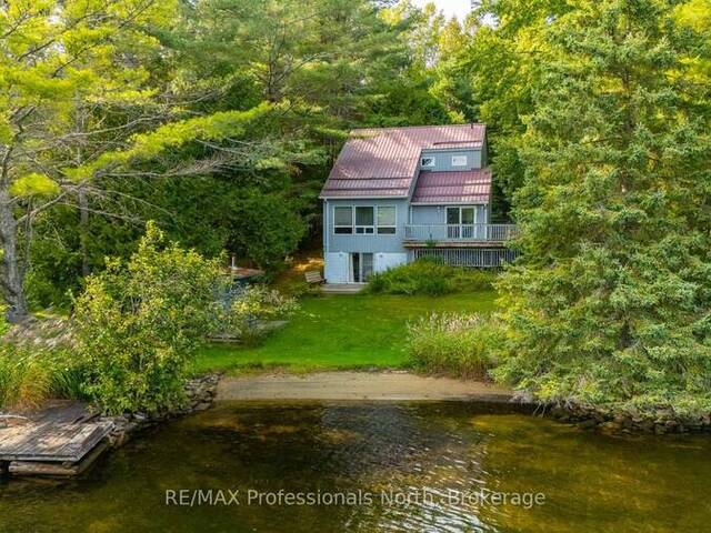 1080 PETTICOAT LANE Minden Hills Ontario, K0M 2K0 - 2 Bedrooms Waterfront Home For sale
