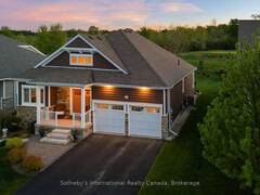 208 SNOWBERRY LANE Georgian Bluffs Ontario, N0H 1S0
