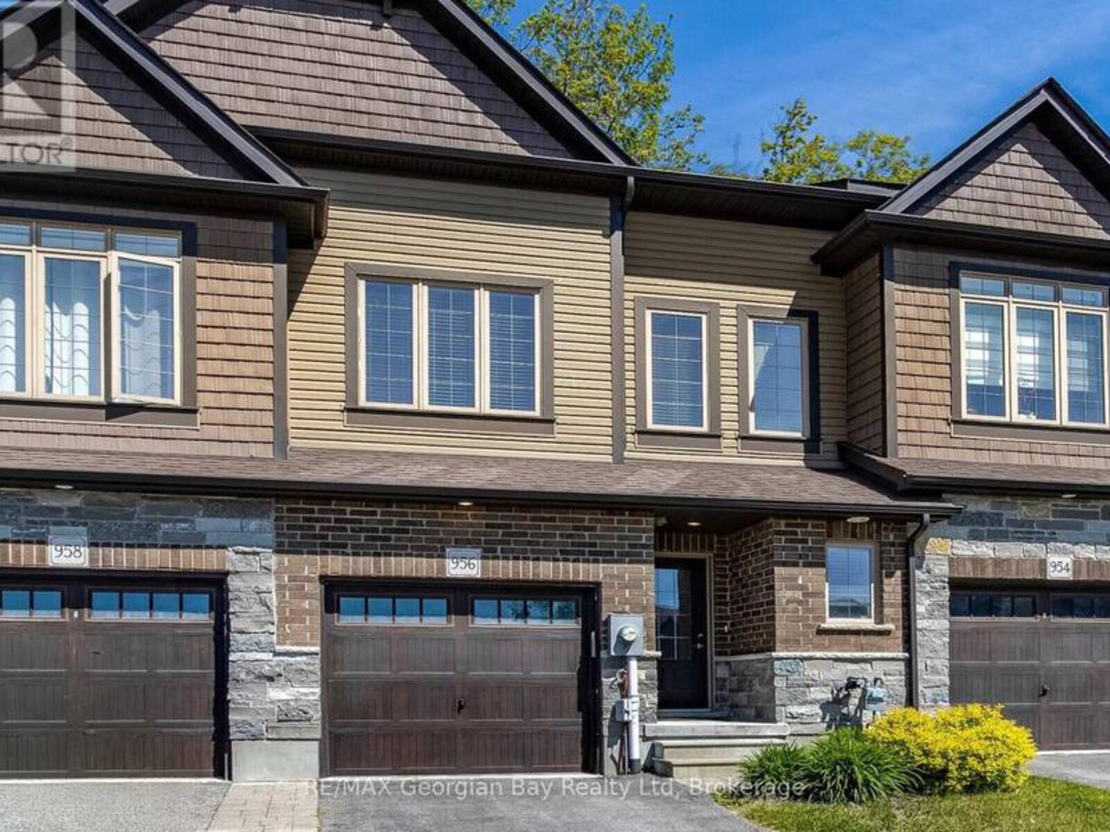 956 COOK DRIVE, Midland, Ontario L4R 0E4