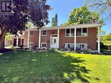 303 MARY STREET | Walkerton Ontario | Slide Image Two