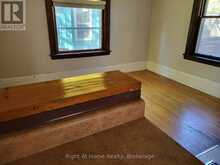 12 MERCER STREET | Stratford Ontario | Slide Image Nine