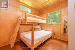 484 BIG ISLAND S | Huntsville Ontario | Slide Image Ten