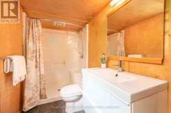 484 BIG ISLAND S | Huntsville Ontario | Slide Image Eleven