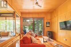 484 BIG ISLAND S | Huntsville Ontario | Slide Image Six