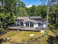8 NASSAU COURT Tiny Ontario, L9M 0H3