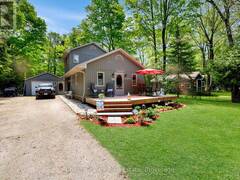 17 CEDAR TRAIL Georgian Bluffs Ontario, N0H 2T0