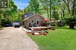 17 CEDAR TRAIL | Georgian Bluffs Ontario | Slide Image One