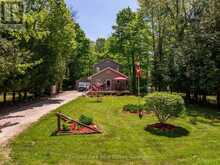 17 CEDAR TRAIL | Georgian Bluffs Ontario | Slide Image Two